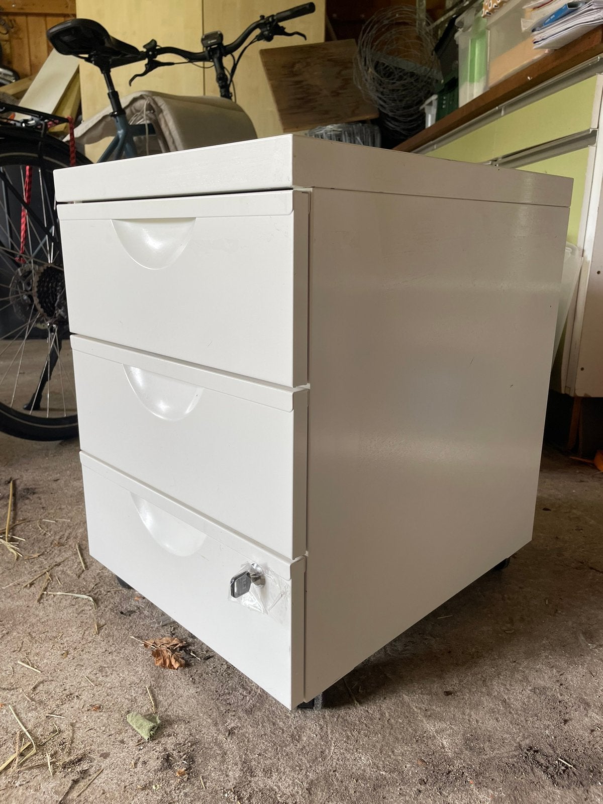 Wit Ikea ladeblok netjes en werkend, Huis en Inrichting, Kasten | Roldeurkasten en Archiefkasten, Ophalen, Minder dan 50 cm, Zo goed als nieuw