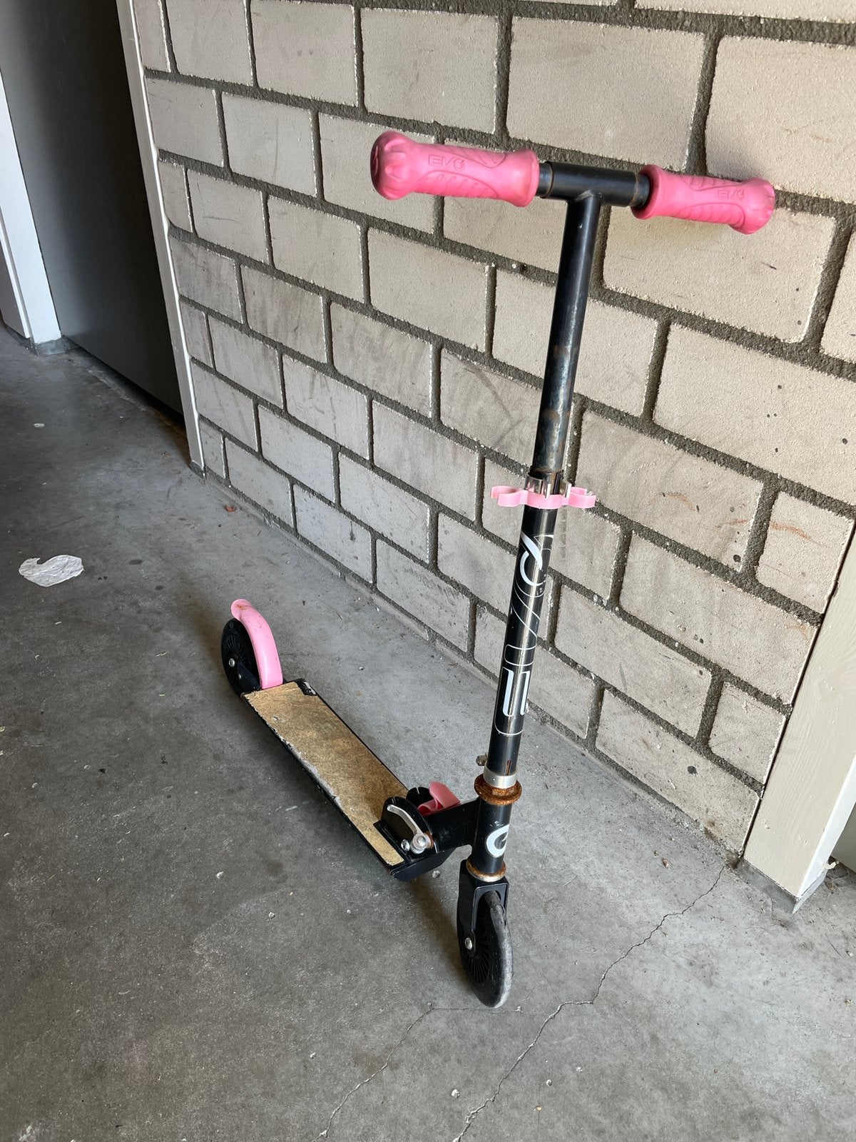 Kindersteps, Fietsen en Brommers, Ophalen, Zo goed als nieuw, Elektrische step (E-scooter)