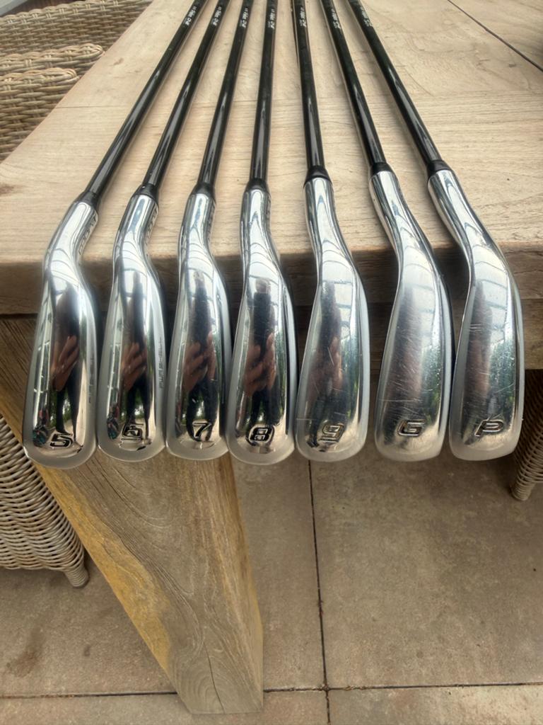 Cobra King F9 One Length IJzerset met graphite shafts, Ophalen, Gebruikt, Set, Overige merken
