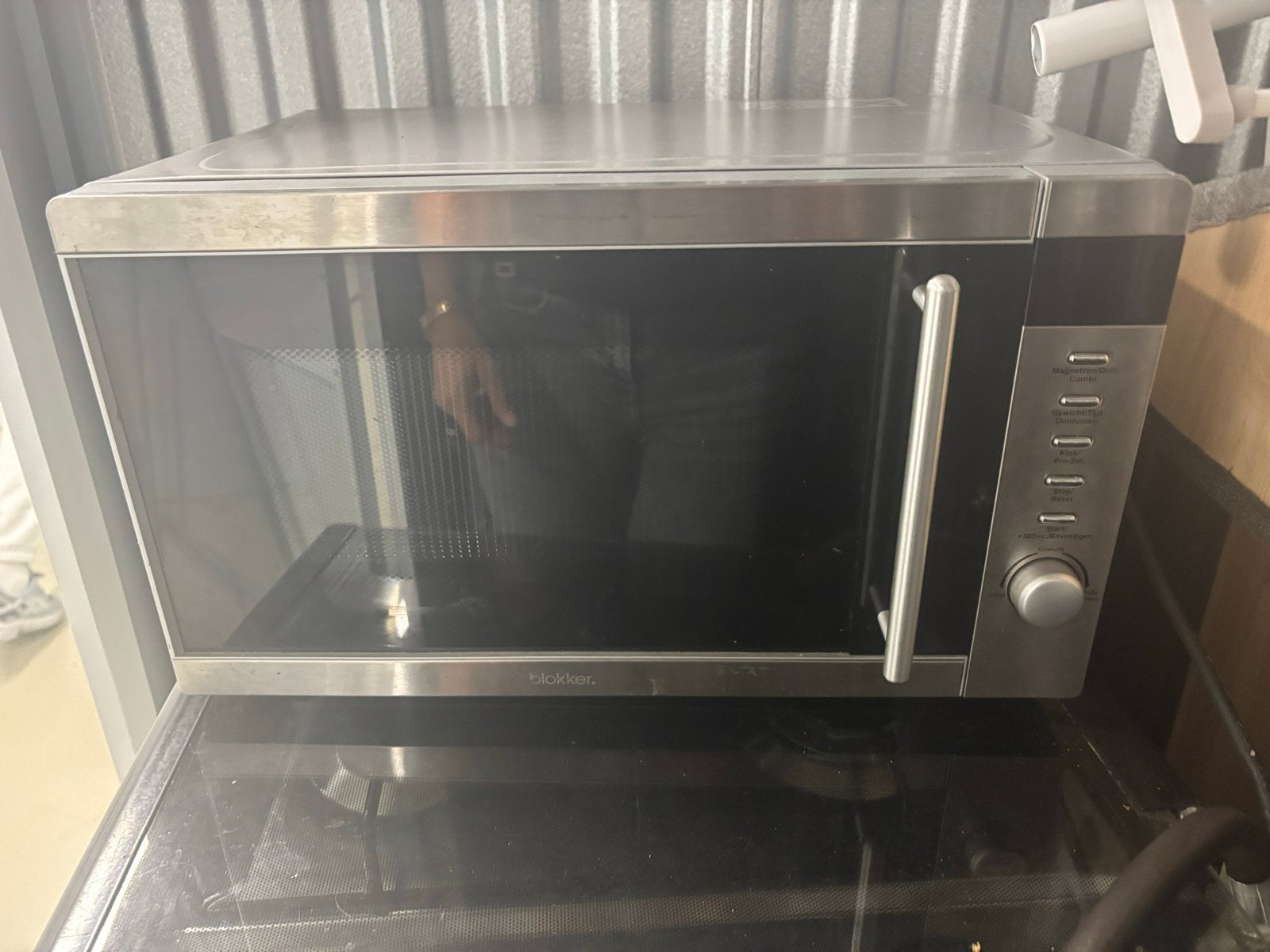 Blokker Combimagnetron - Zo goed als nieuw, Witgoed en Apparatuur, Ophalen, Combimagnetron, Grill, Zo goed als nieuw