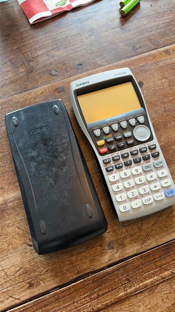 Casio fx-9860GII, Ophalen of Verzenden, Grafische rekenmachine, Zo goed als nieuw