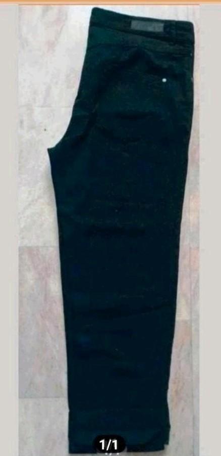 Capri jeans zwart hema 46
Ongedragen., Zwart, Maat 42/44 (L), Nieuw, Ophalen of Verzenden