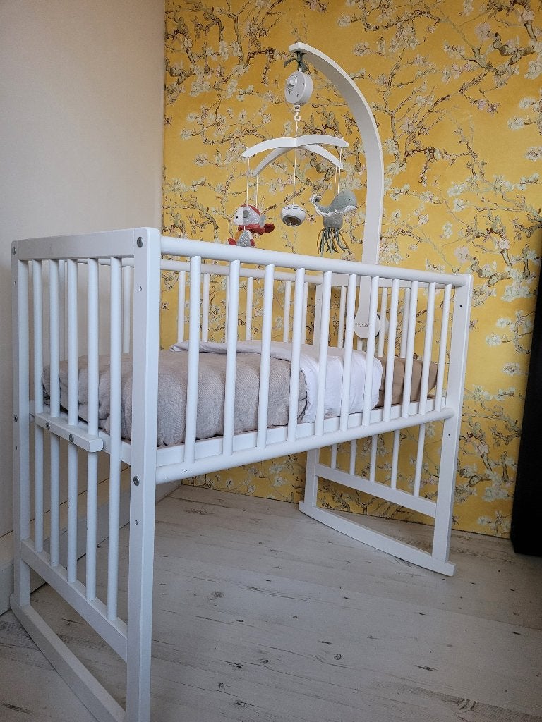 Wit ledikant baby wieg bedje, Ophalen, Zo goed als nieuw, Ledikant