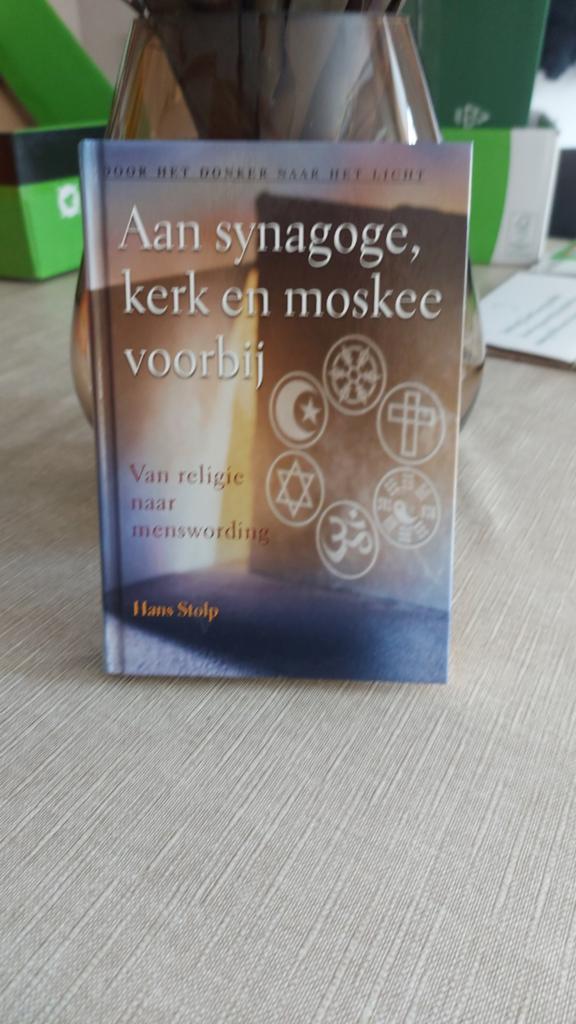Aan synagoge, kerk en moskee voorbij - Hans Stolp, Boeken, Godsdienst en Theologie, Ophalen of Verzenden, Zo goed als nieuw, Hans Stolp