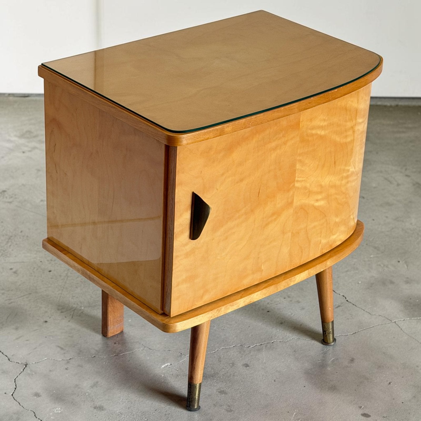 Vintage nachtkastjes | vintage nightstand | mid century, 45 tot 65 cm, Niet bekend, Minder dan 55 cm, Hout
