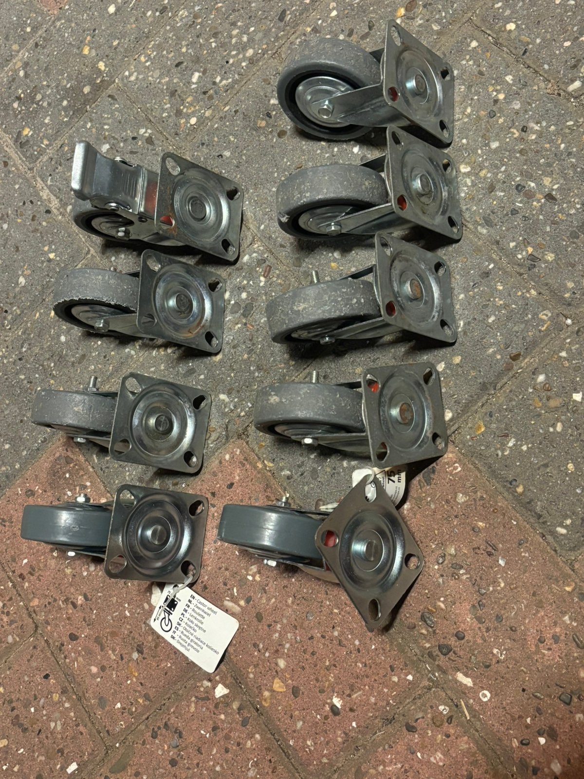 10 Verrijdbare wieltjes, Ophalen of Verzenden, Zo goed als nieuw