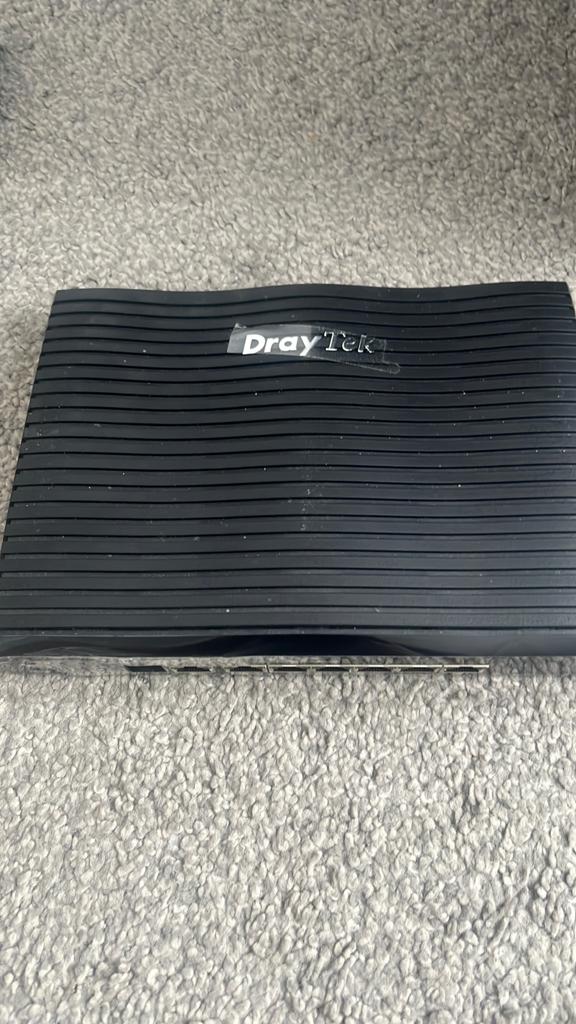 DrayTek Vigor2927 Dual-WAN Security Router, Computers en Software, Ophalen of Verzenden, Zo goed als nieuw, Router