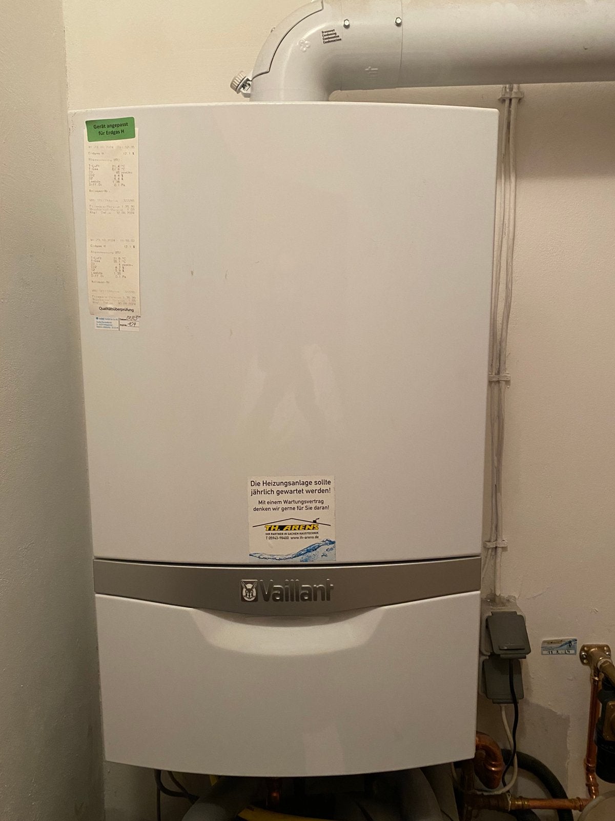 VAILLANT ECO TEC PLUS  met toebehoor, Ophalen, Aardgas, 100 liter of meer, Terugslagbeveiliging (TTB)