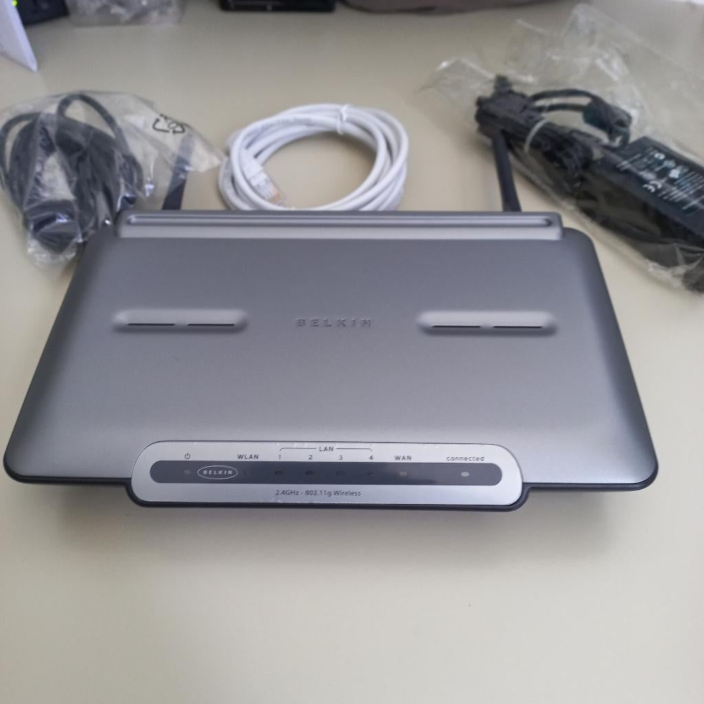 BELKIN Router, Ophalen of Verzenden, Zo goed als nieuw, Router