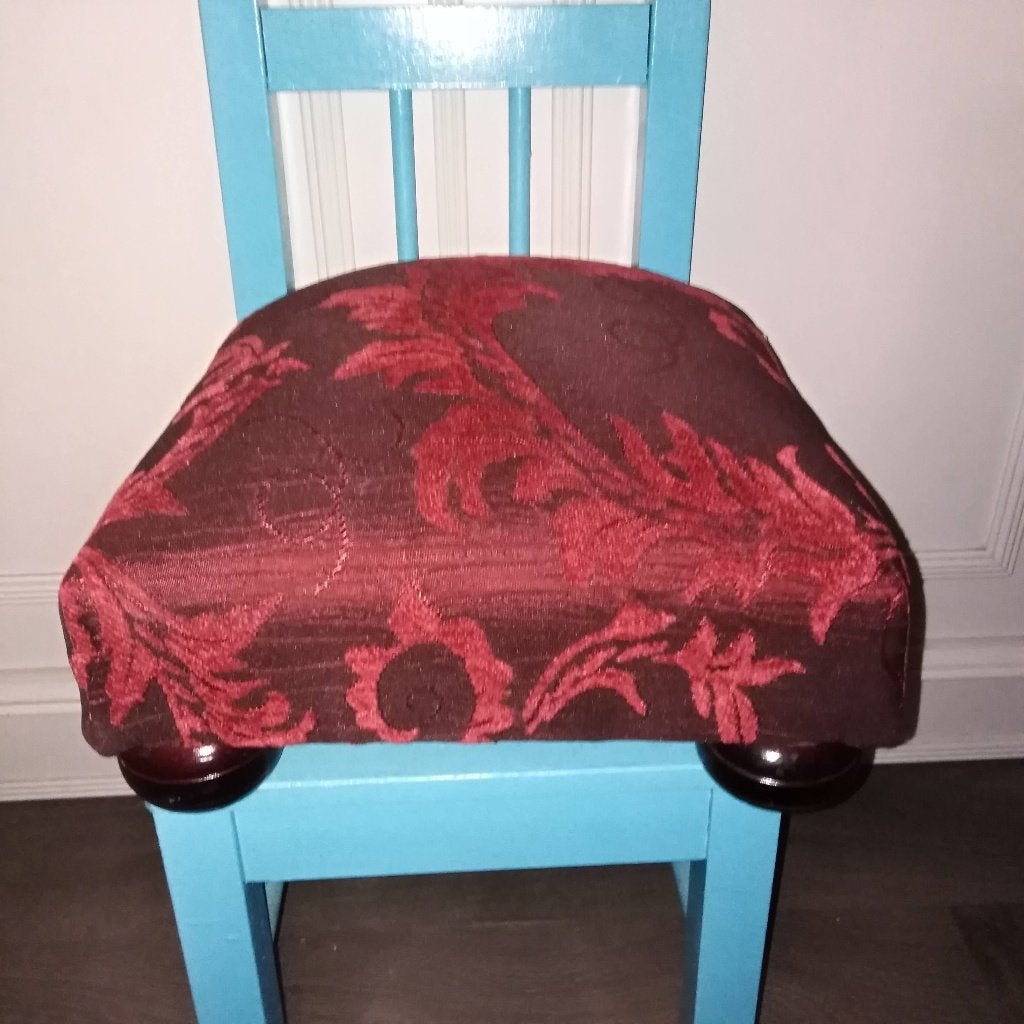 Voetenbankje barok fluweel rood, Ophalen, Minder dan 50 cm, Gebruikt, Vierkant