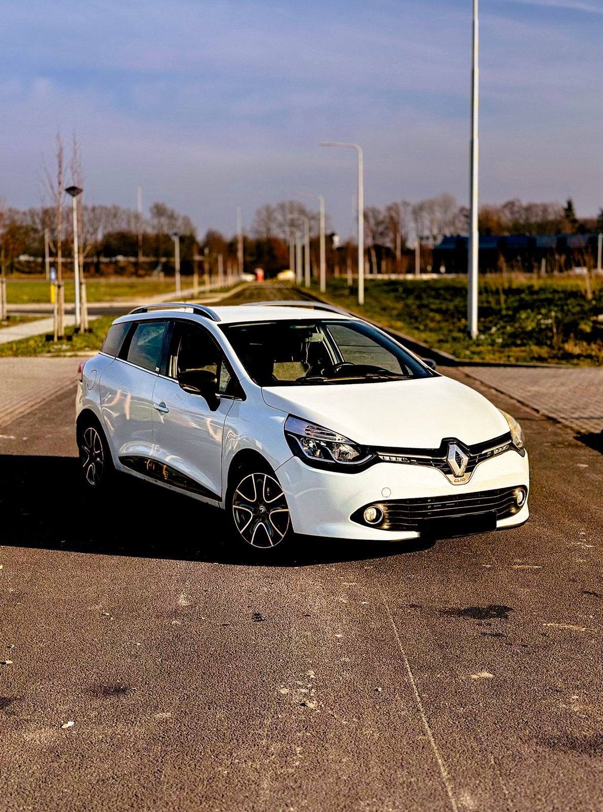 Renault Clio ESTATE | NIEUWE APK | 1.5 dCi, Auto's, Voorwielaandrijving, Stof, Zwart, 4 cilinders