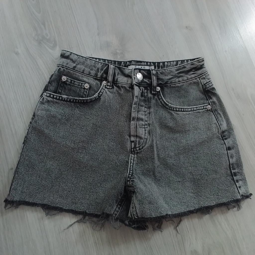 Short, Kort, Zwart, Nieuw, Ophalen of Verzenden