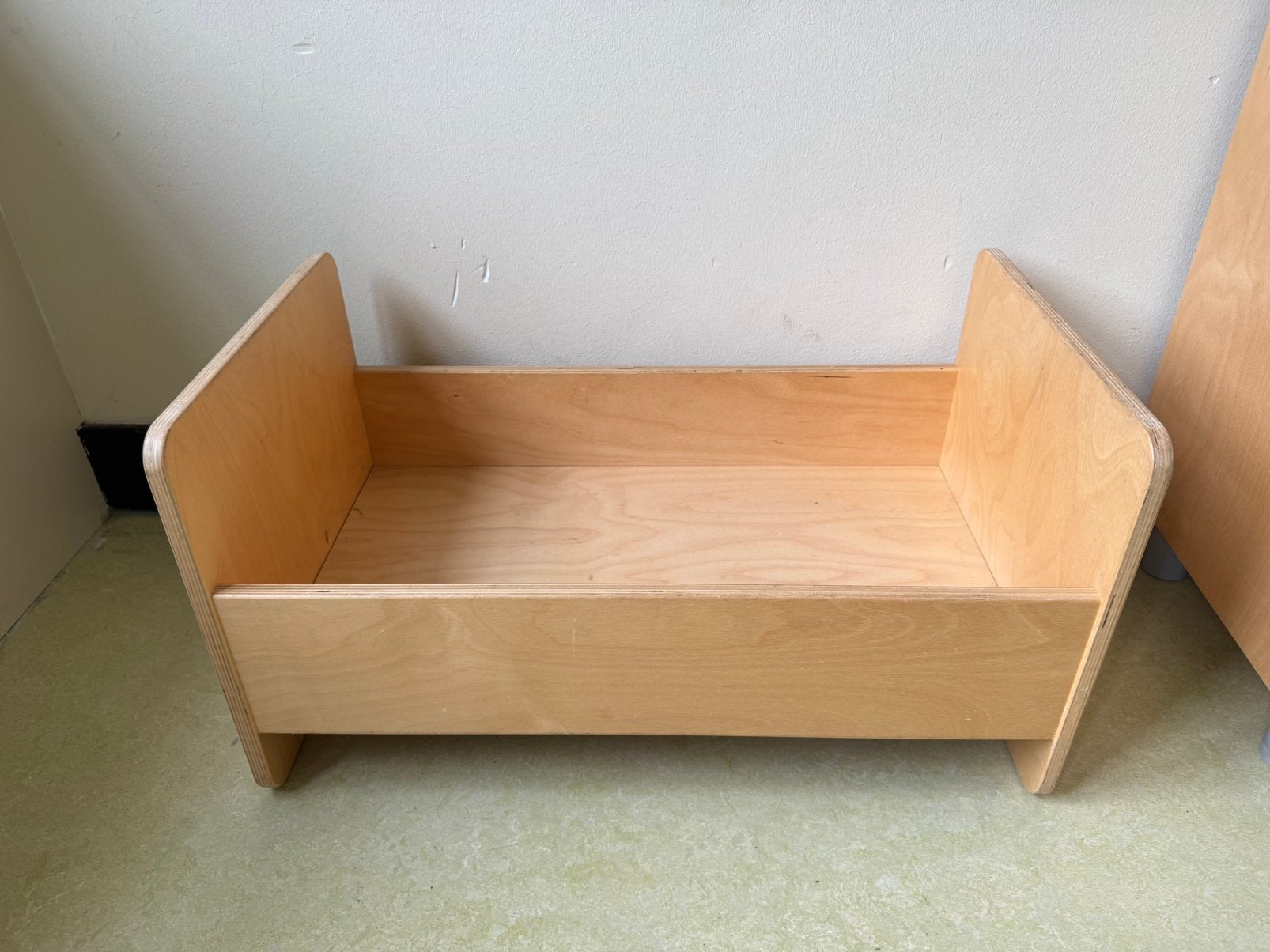 Rolf More - Kuben ledikant / houten poppenbed, Ophalen, Gebruikt, Overige typen