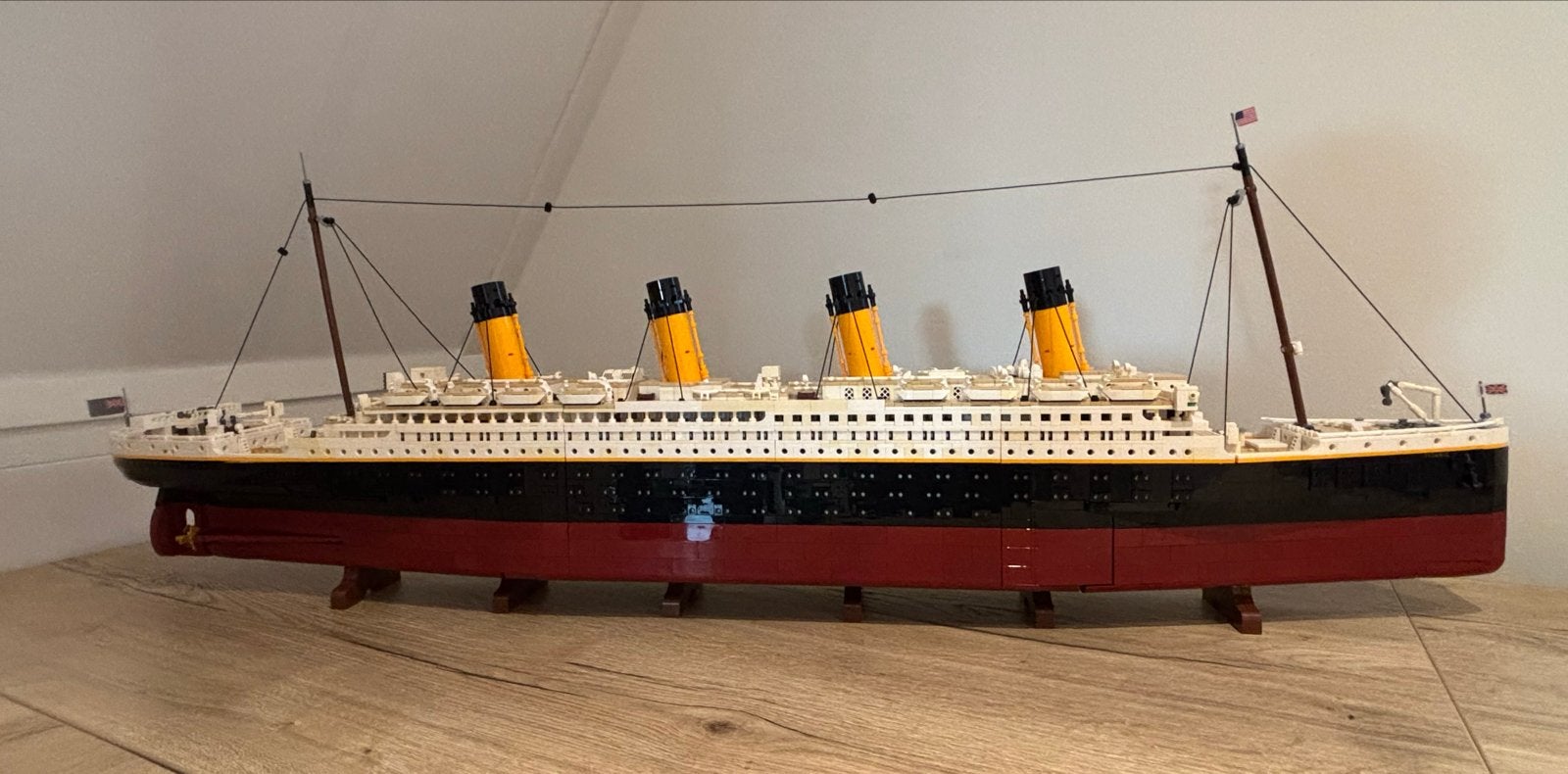 Lego Titanic 10294 compleet met doos, boekjes en extra's, Ophalen of Verzenden, Zo goed als nieuw
