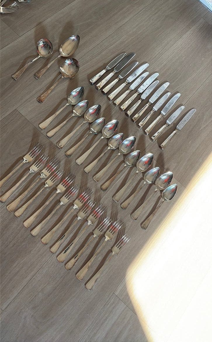 Verzilverde en complete set Sola Haags lofje, Sola, Bestekset, Nieuw, Ophalen of Verzenden