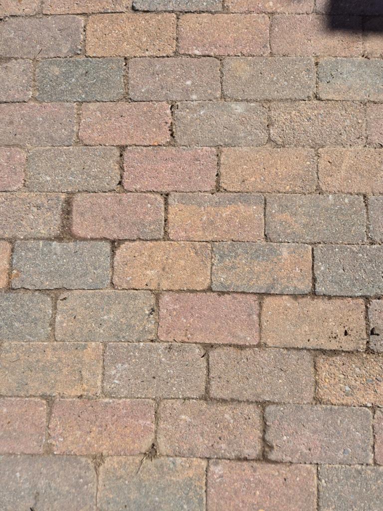 Gebruikte klinkers 15x7x5 cm 550 stuks, Tuin en Terras, Tegels en Klinkers, Ophalen, Gebruikt, Beton, Klinkers