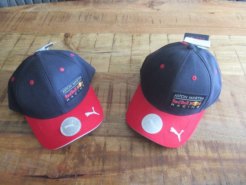 Cap Pet Red Bull Racing Aston Martin Max Verstappen Formule1, Verzamelen, Automerken, Motoren en Formule 1, Ophalen of Verzenden