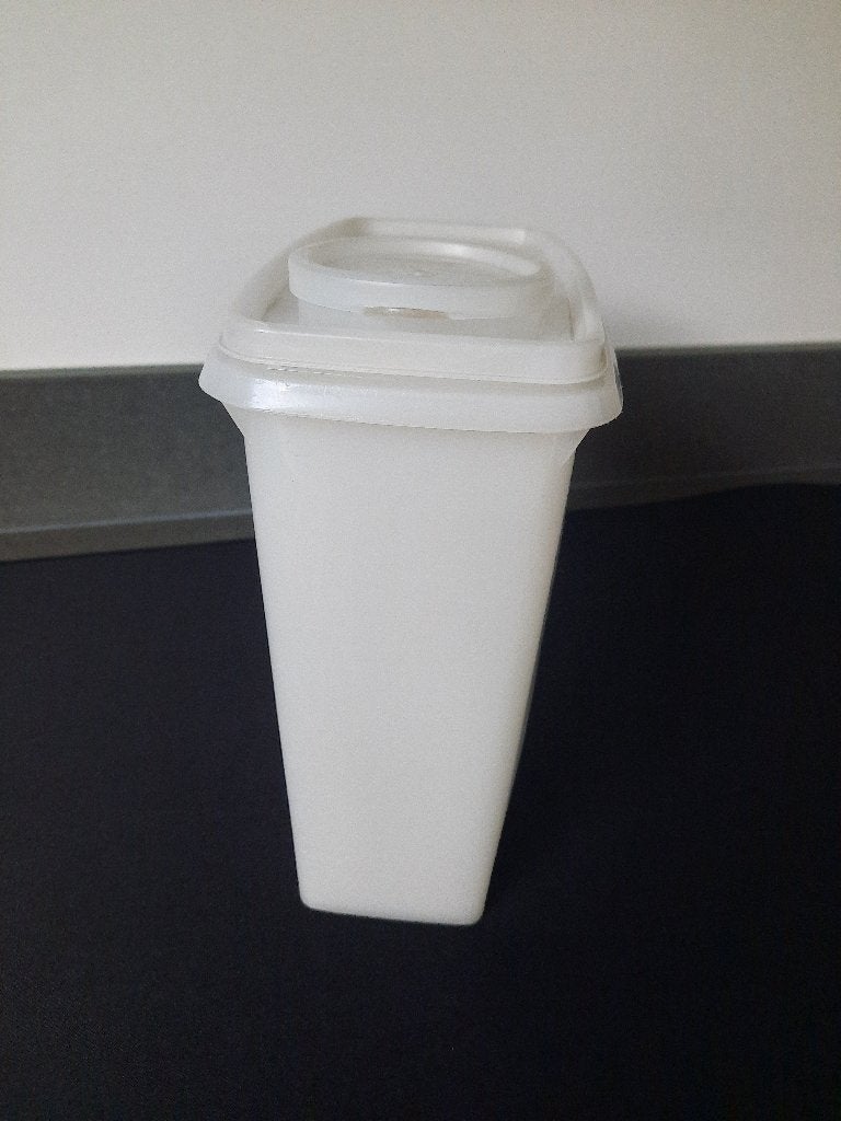 Voorraadbus vintage- 2 Liter Inhoud, Gebruikt, Overige kleuren, Ophalen of Verzenden, Met deksel