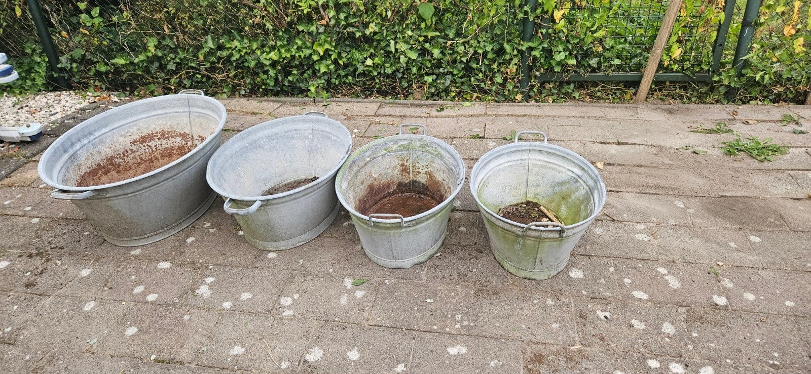 set van 4 oude zinken teilen, Ophalen, Overige materialen, Minder dan 30 cm, Balkon
