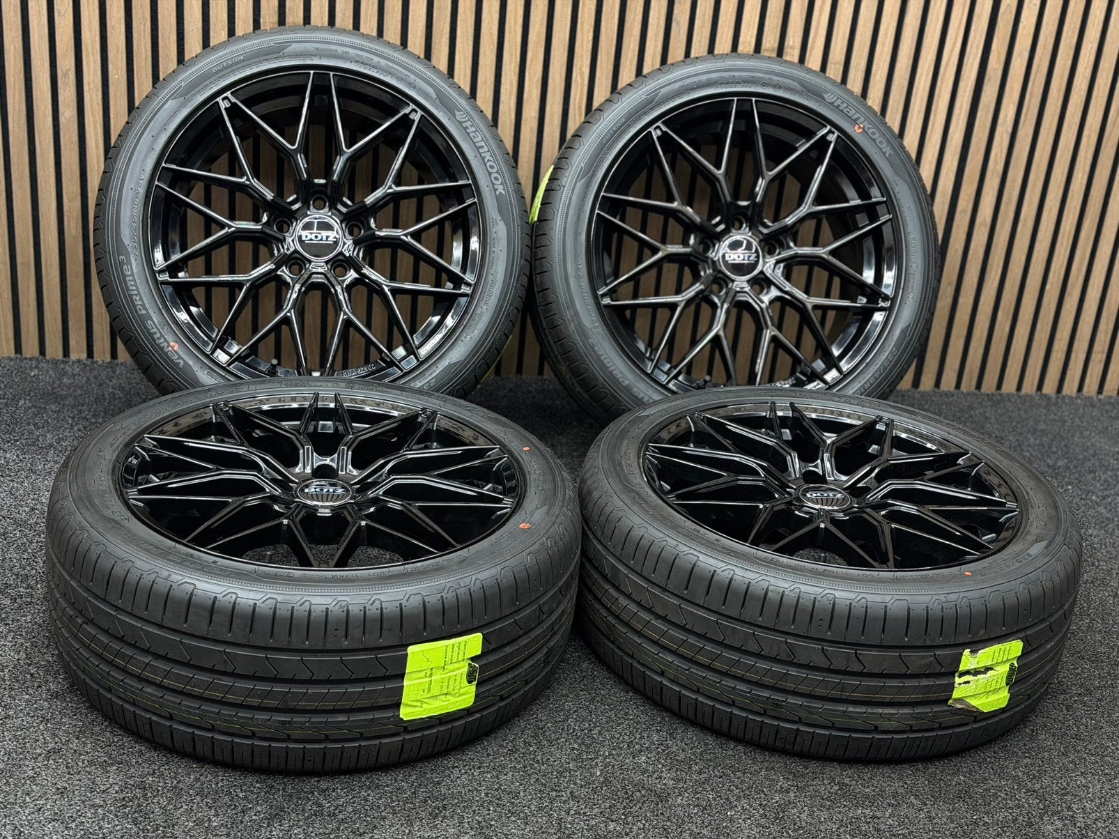 NIEUW! 18 inch Dotz Suzuka - Hyundai Kona 5x114.3 235/45/18, Auto-onderdelen, Ophalen, 18 inch, ., Banden en Velgen