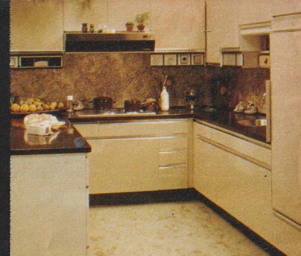 Retro reclame 1975 Bruynzeel Bergen op Zoom bruine keuken, Verzenden, Overige typen