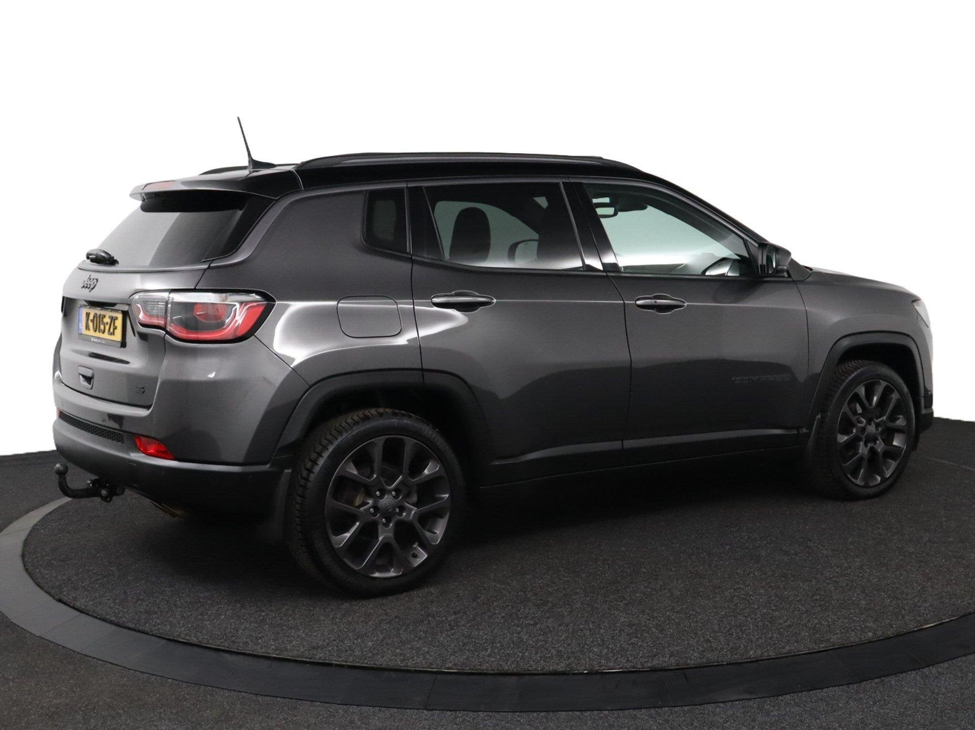 Jeep Compass 1.3T S |NAP|Pano|Trekhaak, Euro 6, 4 cilinders, 150 pk, 600 kg