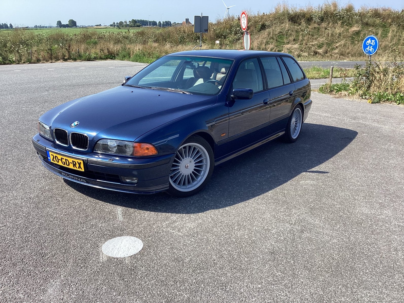 BMW Alpina B10 1998 Blauw 54, Auto's, 1730 kg, Achterwielaandrijving, Blauw, Leder