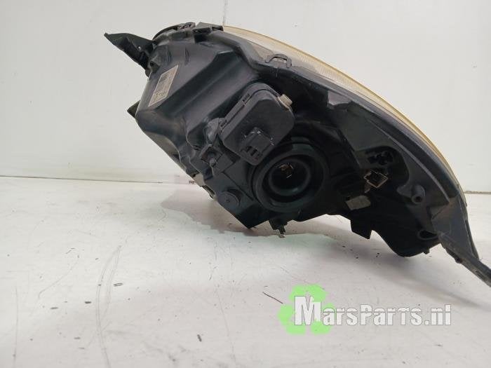 Koplamp rechts van een Nissan Micra, Auto-onderdelen, Gebruikt, -, -, Ophalen of Verzenden