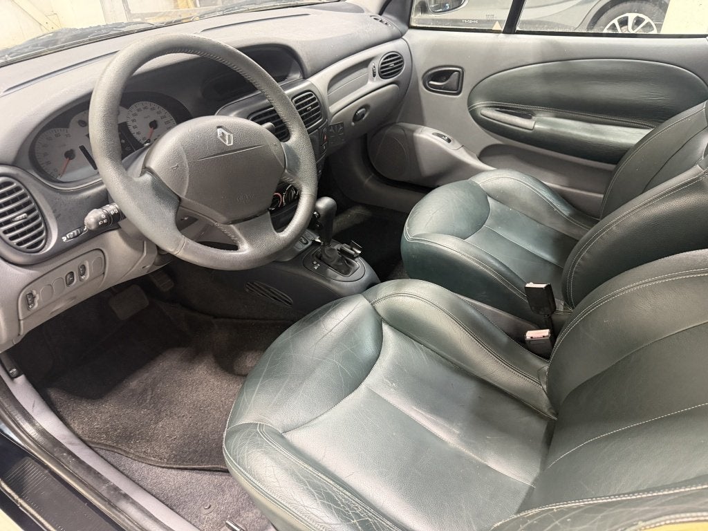 Renault Mégane cabrio 1.6-16V Dynamique (bj 2001), foto 5