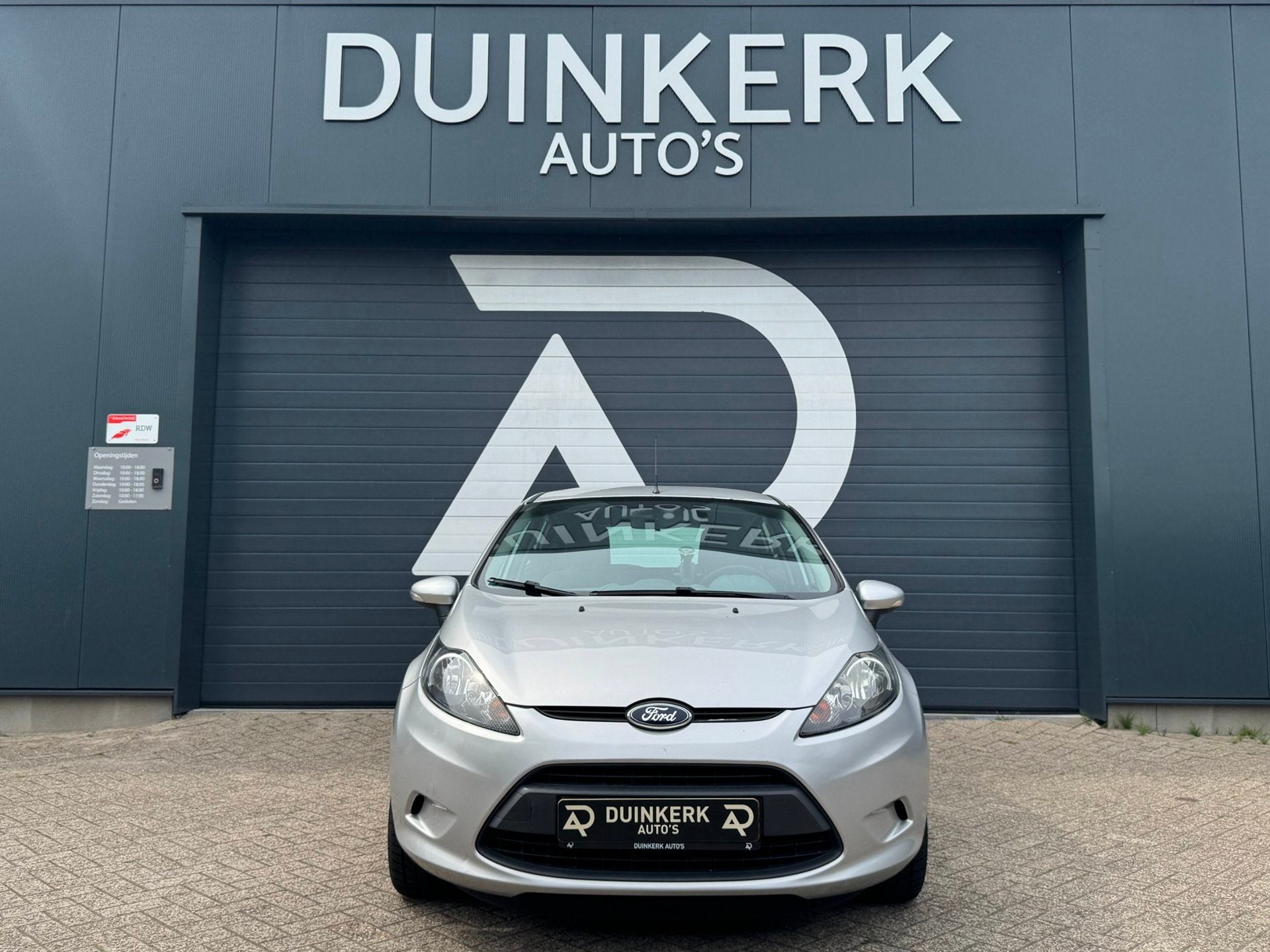 Foto 2 van Ford Fiesta 1.25 Limited | Airco | Radio/cd speler | Elektri