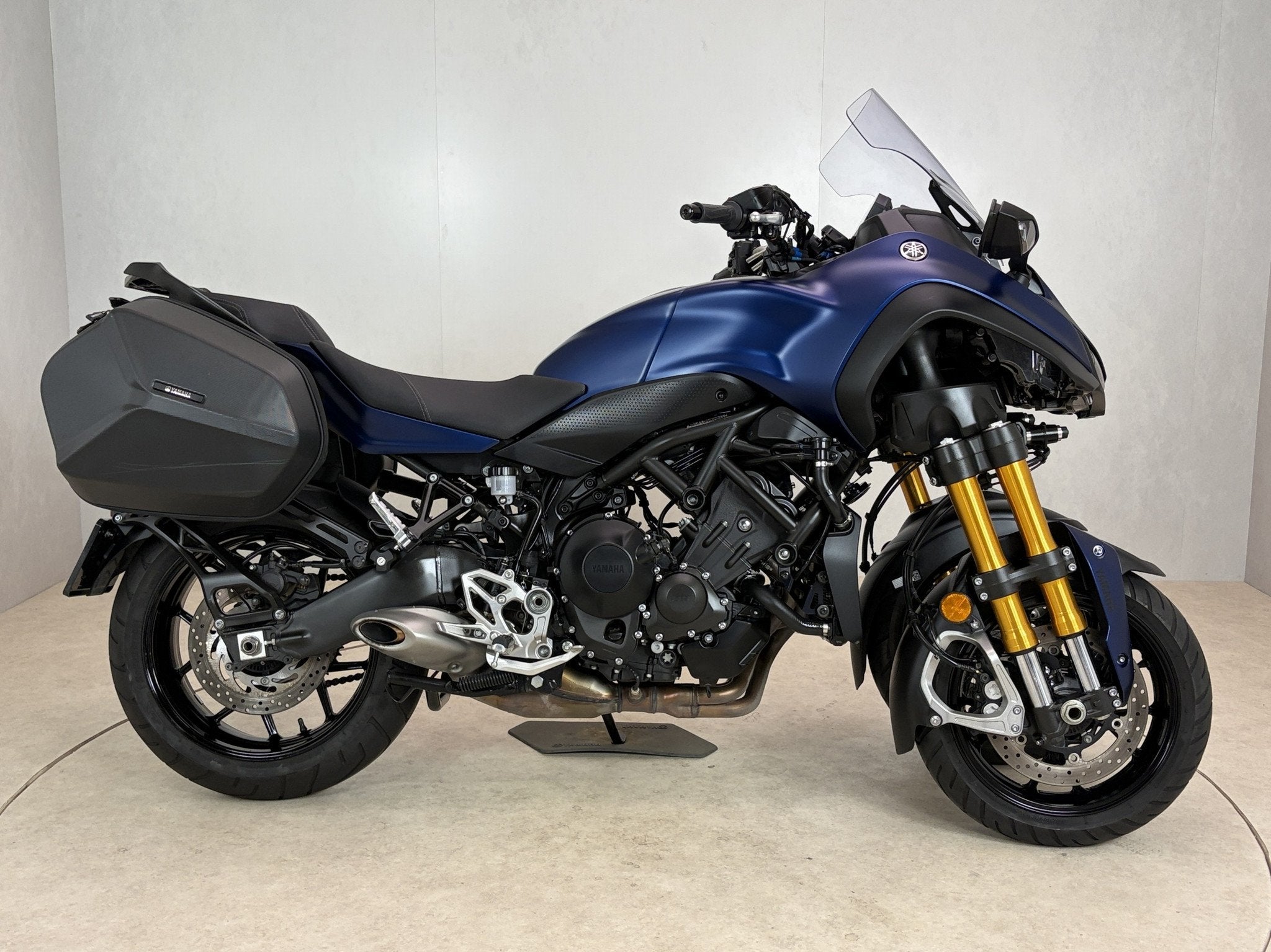 Yamaha NIKEN GT (bj 2019), Klantenservice@yamaha-motor.nl, Meer dan 35 kW, Koolhovenlaan 101
1119 NC  Schiphol-Rijk, NL, Naked bike