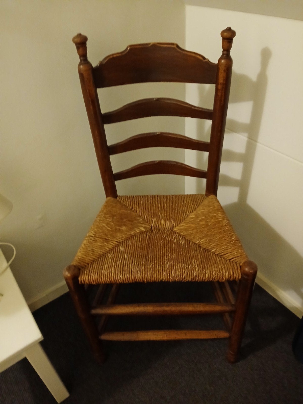 Oude rieten stoeltje zeer mooi, Ophalen of Verzenden
