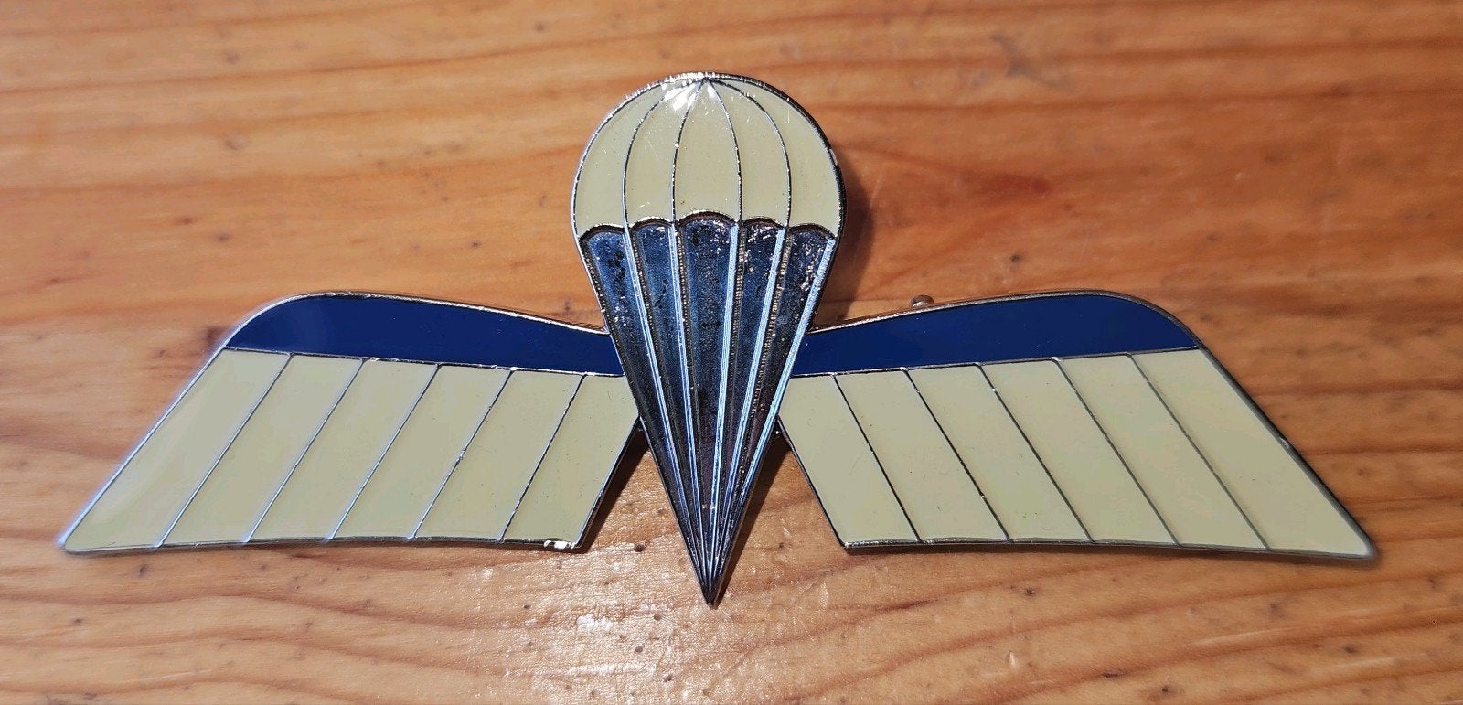 Metalen  parawing parachutist, Ophalen of Verzenden, Landmacht, Nederland, Embleem of Badge