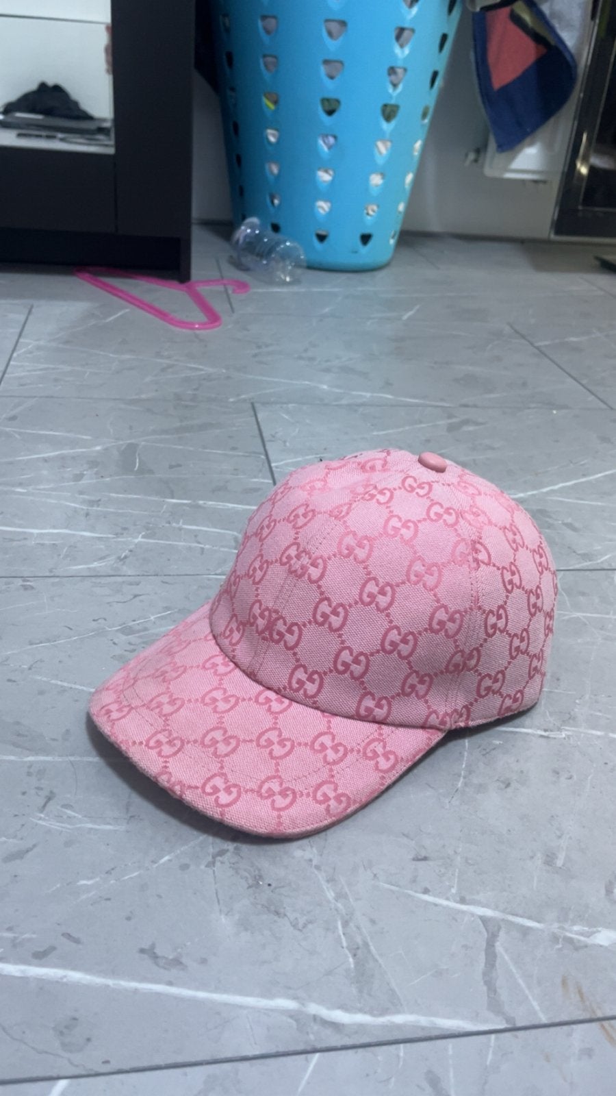 Roze Gucci Pet, Ophalen, Zo goed als nieuw, One size fits all, Pet
