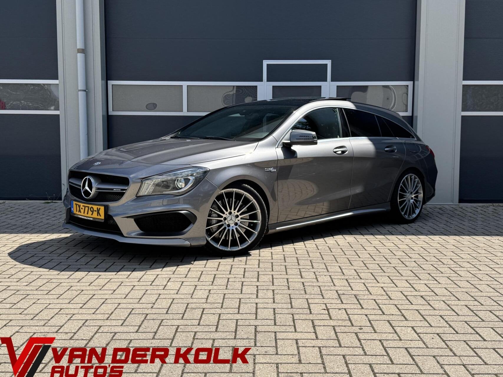 Mercedes CLA-klasse Shooting Brake AMG 45 4MATIC OrangeArt E, Automaat, CLA, Gebruikt, Euro 6