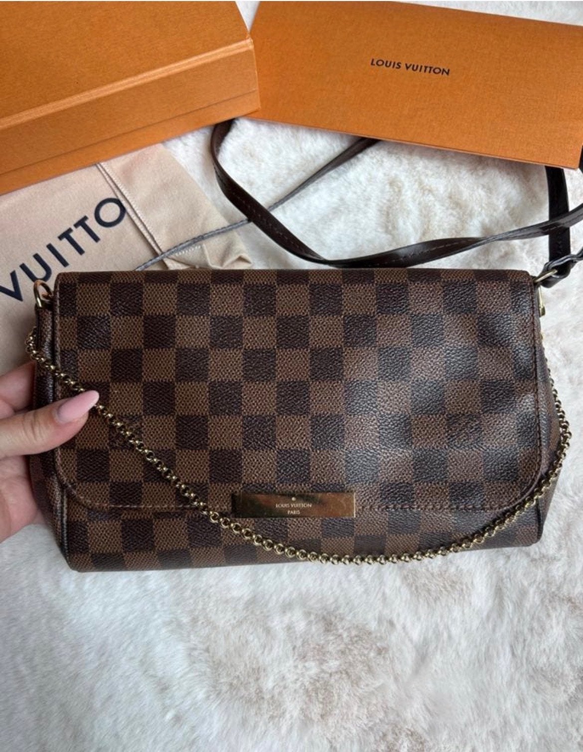 Louis Vuitton Favorite PM Damier Ebene, Ophalen, Zo goed als nieuw, Bruin, Schoudertasje