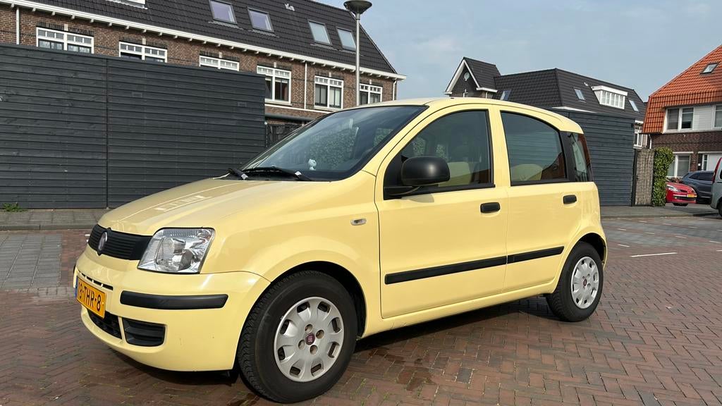 Fiat Panda 1.2 2012 apk 7-4-2027 78018KM elektrische ramen, Auto's, Stof, 1242 cc, Handgeschakeld, Grijs