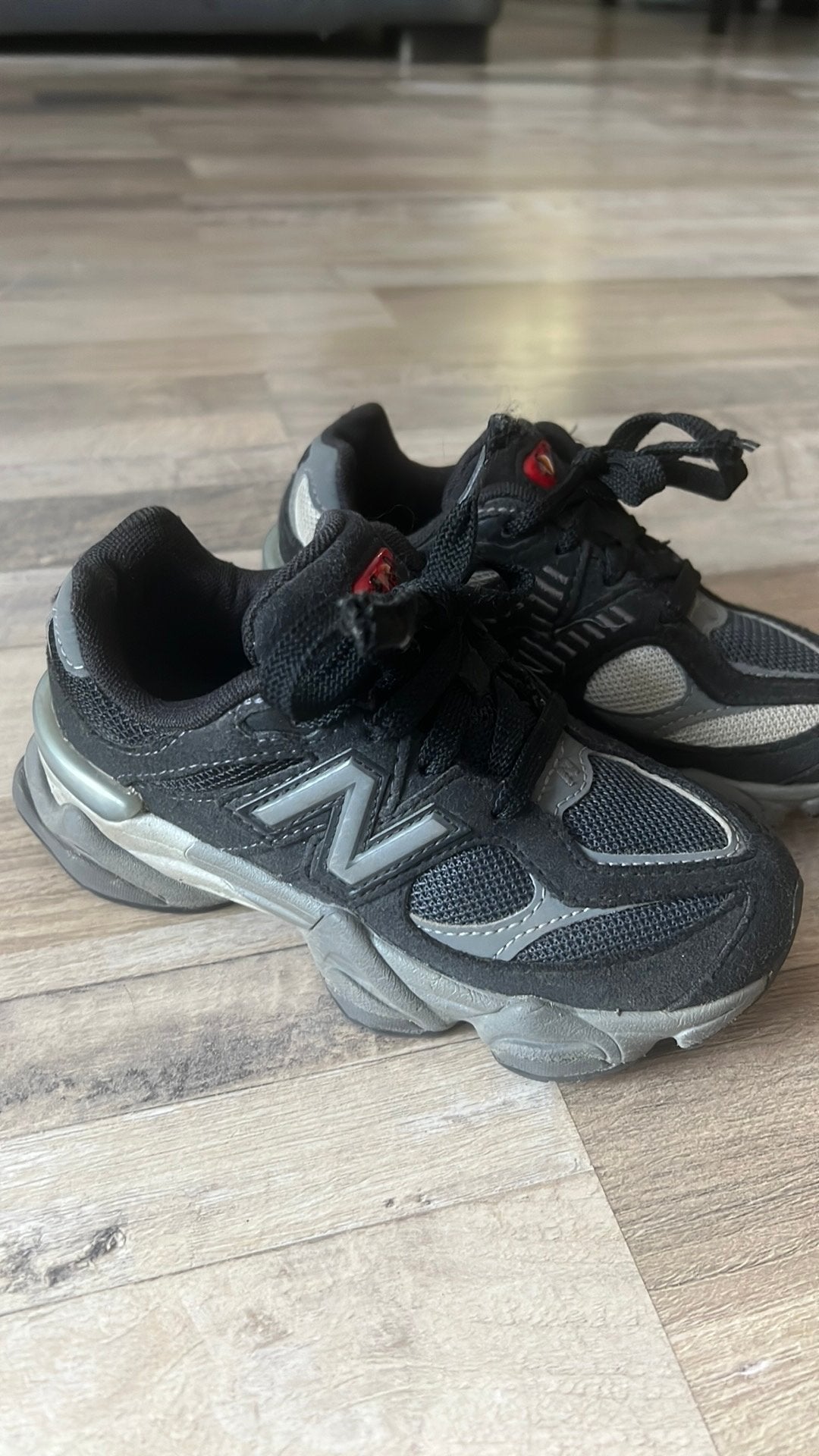 New Balance 9060 sneakers kids, Gebruikt, Jongen of Meisje, Schoenen, Ophalen of Verzenden