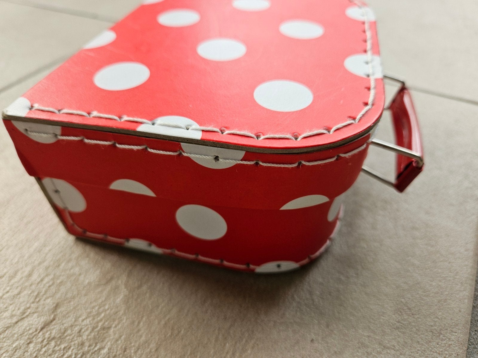 Rood met witte stippen decoratieve koffer, Ophalen of Verzenden