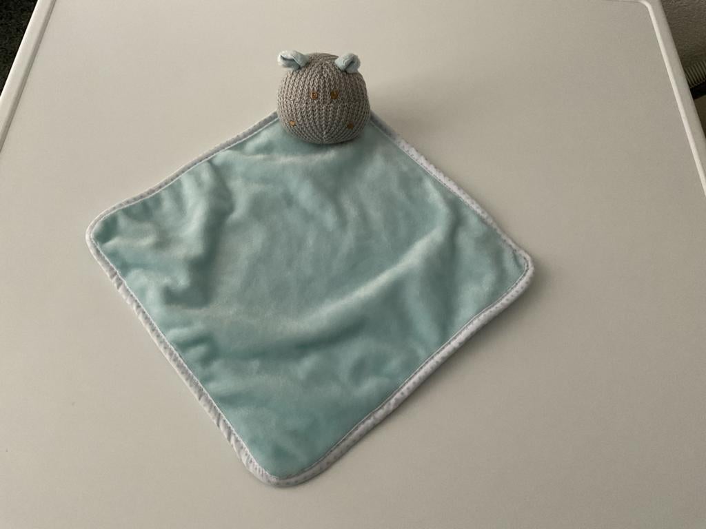Blokker knuffeldoekje met gehaakt nijlpaardje. Nieuw., Kinderen en Baby's, Speelgoed | Knuffels en Pluche, Ophalen of Verzenden