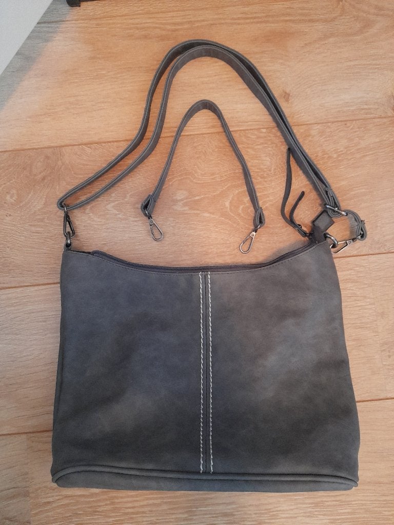 Grote grijze damestas., Ophalen of Verzenden, Zo goed als nieuw, Grijs, Handtas