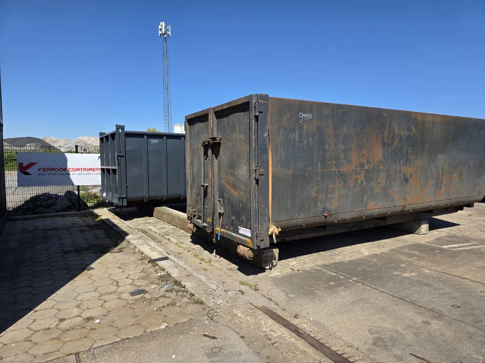 VERNOOY AFZETCONTAINER 25M3 9478, Dave Vernooij, Dave@vernooy.nl, Kellensedwarsweg 9
4004 JC  Tiel, NL
