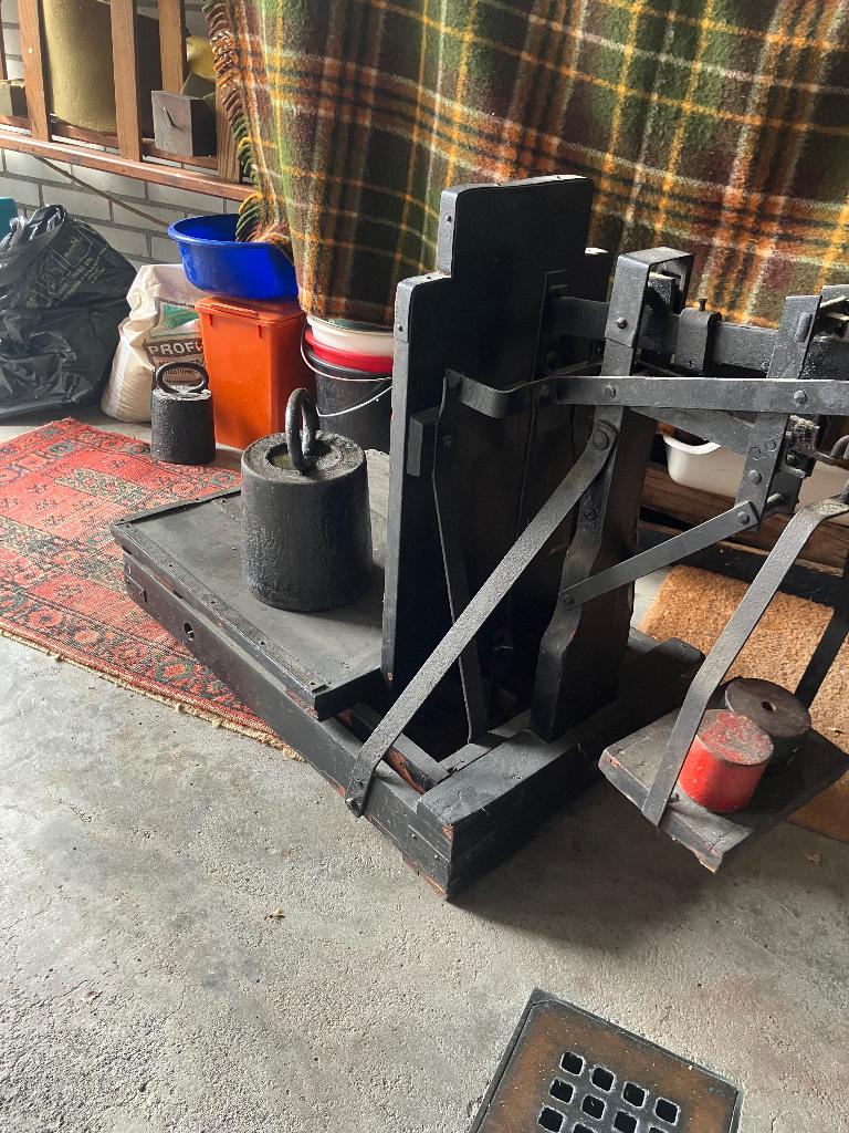 Authentieke baskule (boeren weegschaal, Antiek en Kunst, Antiek | Gereedschap en Instrumenten, Ophalen