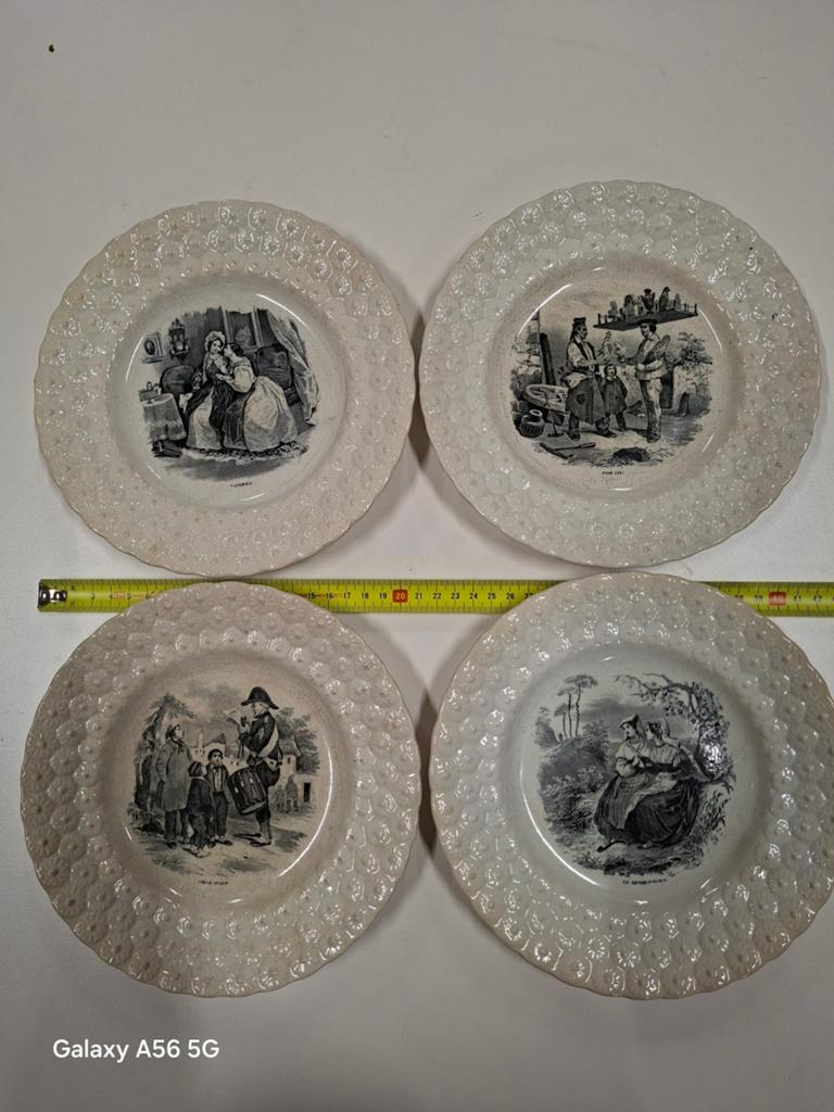 Antieke Boch Frères Keramis Medaille d'Or 1847 Borden Set, Ophalen of Verzenden