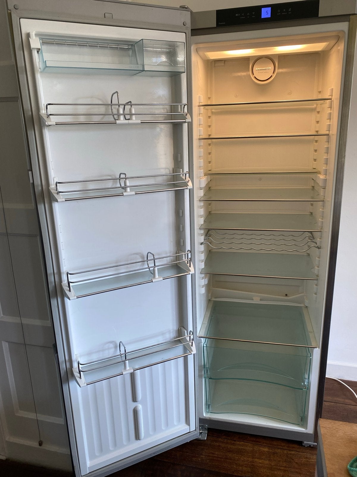 Liebherr RVS vrijstaande koelkast 185x60x60 cm, Ophalen, 200 liter of meer, 160 cm of meer, 45 tot 60 cm