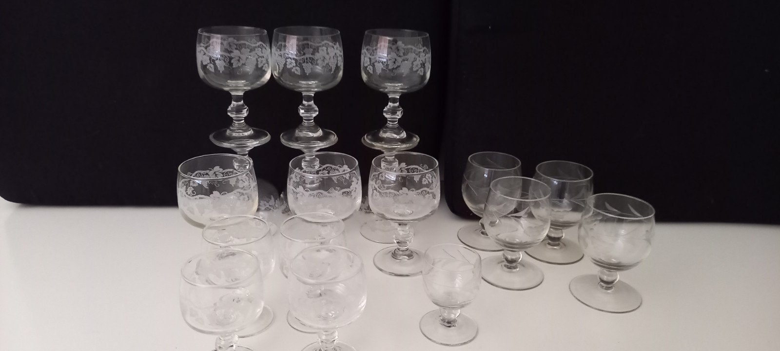 Set van 18 vintage wijnglazen met druivenmotief, Ophalen of Verzenden