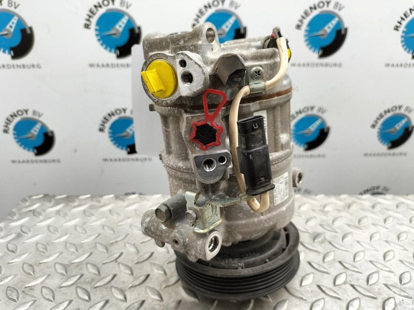 MERCEDES A CLASS AIRCO COMPRESSOR / AIRCOPOMP 2015, Ophalen of Verzenden, Gebruikt, Stiba lid