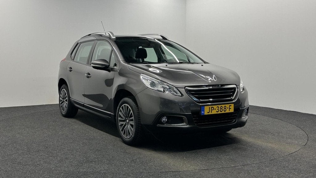 Peugeot 2008 1.2 PureTech Blue Lease Executive PANO TREKHAAK, Auto's, Euro 6, 1199 cc, Met garantie (alle), 82 pk
