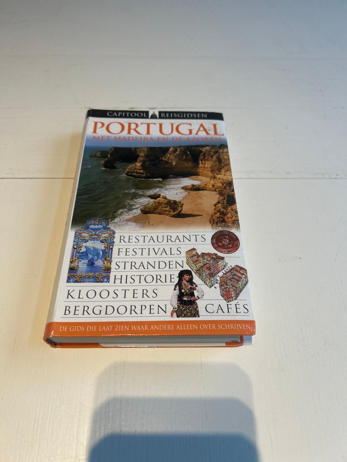 Capitool Reisgids Portugal met Madeira en de Azoren, Capitool, Europa, Ophalen of Verzenden, Zo goed als nieuw
