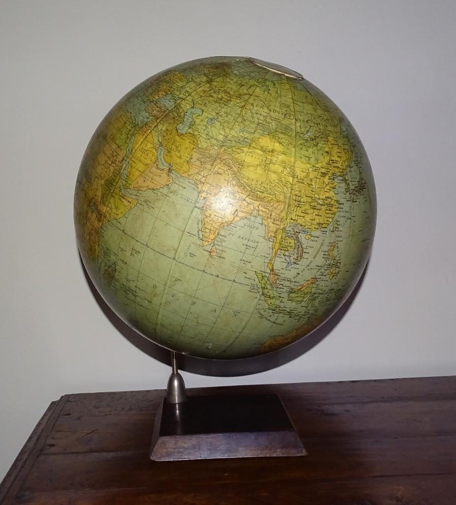 oude Zwitserse wereldbol uit 1946, Antiek en Kunst, Ophalen